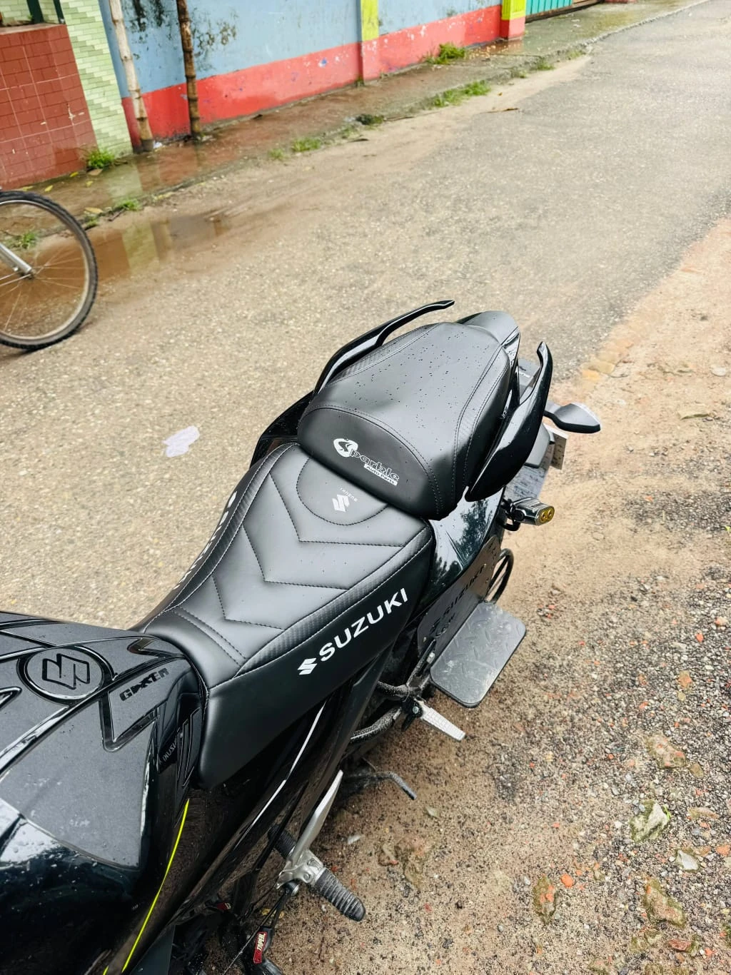 Premium Foam Seat Cover (Gixxer Fi/SF)